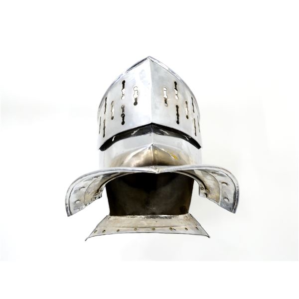 REPRODUCTION CLOSED MEDIEVAL KNIGHT'S HELMET