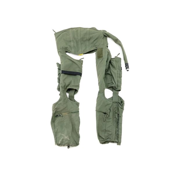 U.S. MILITARY CSU-15 A/P ANTI-GRAVITY SUIT