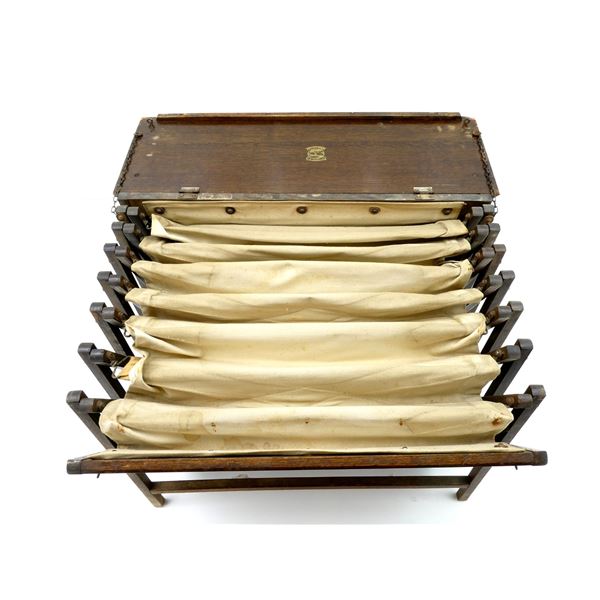 PRE-WWI / WWI ERA BRITISH MILITARY "CABINETTA" FOLDING COT