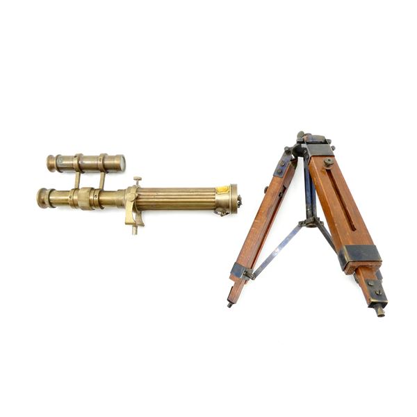 BRITISH TELESCOPE WITH TRIPOD