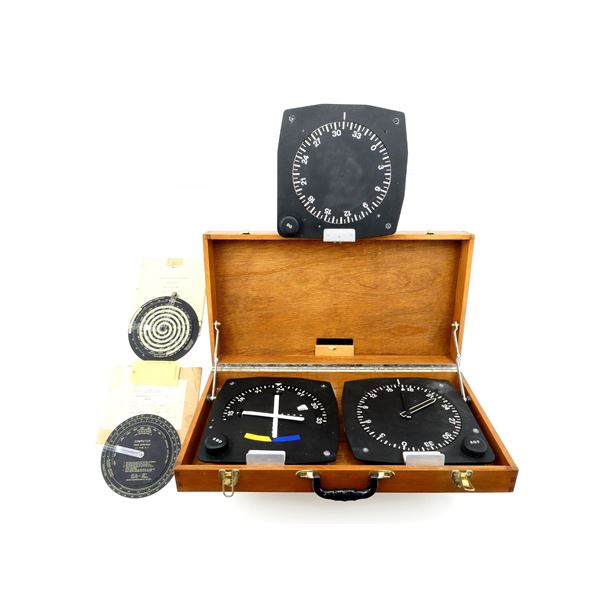 WWII U.S. MILITARY RADIO NAVIGATION TRAINING SET