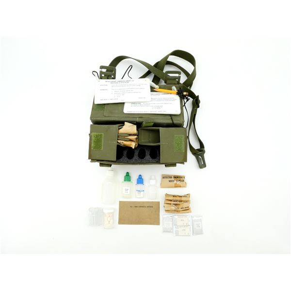 1970'S / 1980'S CANADIAN MILITARY CHEMICAL AGENT DETECTOR KIT