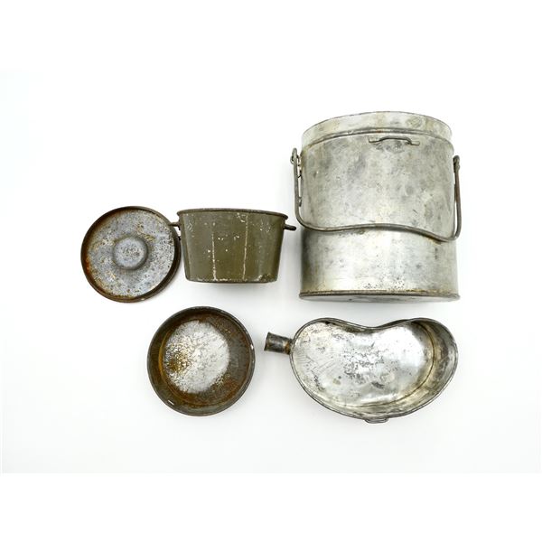WWI ERA FRENCH MILITARY MESS TIN LOT