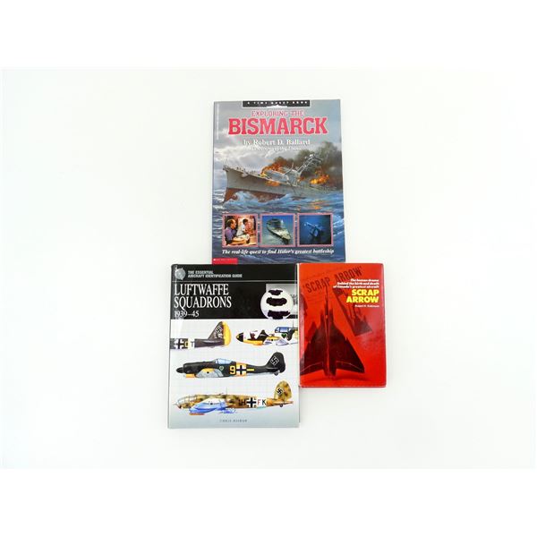 ASSORTED MILITARY VEHICLE BOOK LOT