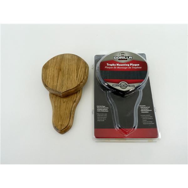 GORILLA GEAR TROPHY MOUNTING PLAQUE