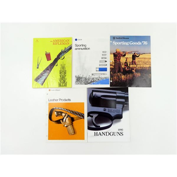 ASSORTED SMITH & WESSON CATALOGUES LOT
