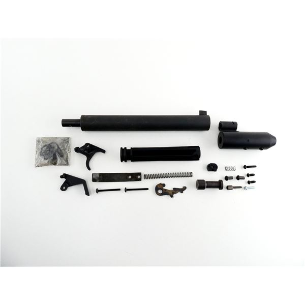 ASSORTED MUZZLE LOADING / SHOT GUN / GUN PARTS LOT