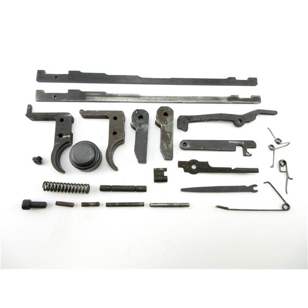 MOSSBERG 500 SERIES 12 GAUGE PARTS LOT
