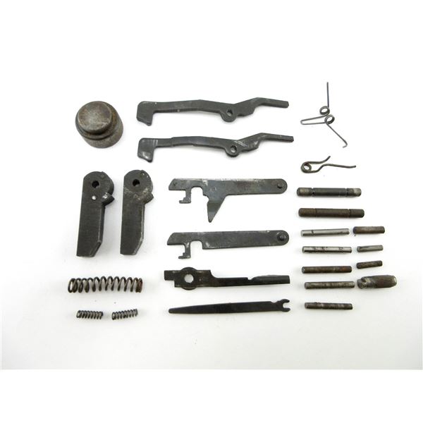 MOSSBERG 500 SERIES 12 GAUGE PARTS LOT