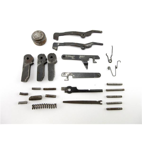 MOSSBERG 500 SERIES 12 GAUGE PARTS LOT