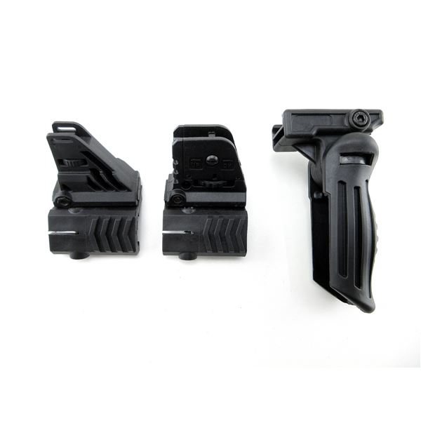 UNKNOWN TACTICAL RIFLE ACCESSORIES LOT