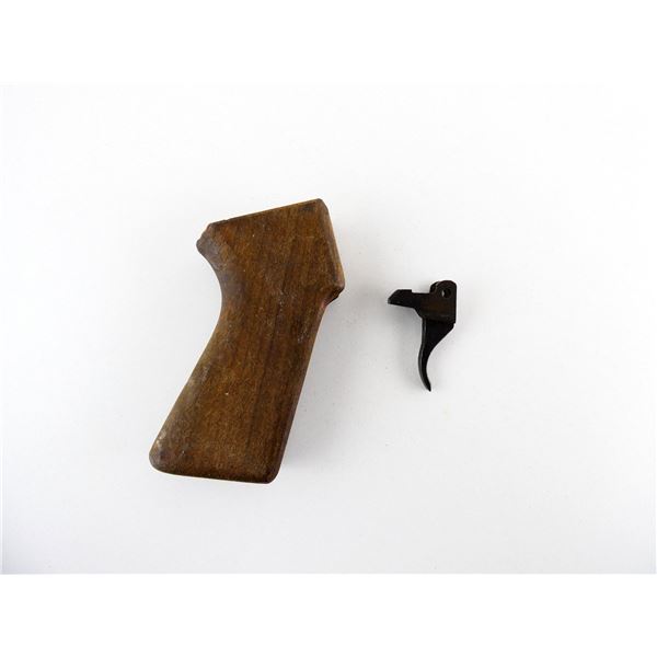 CANADIAN FN C1 / C2 PISTOL GRIP AND TRIGGER LOT