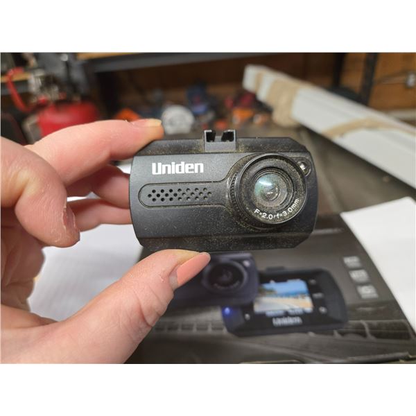 UNIDEN CAM250 HD AUTOMOTIVE DASH CAMERA