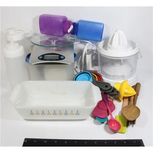 WHITE-WESTINGHOUSE ELECTRIC JUICER + MORE