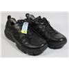 Image 1 : SIZE 10 OBOZ HIKING SHOES MADE IN CANADA