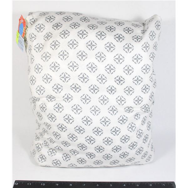 DOUBLE SHEET SET LIKE NEW