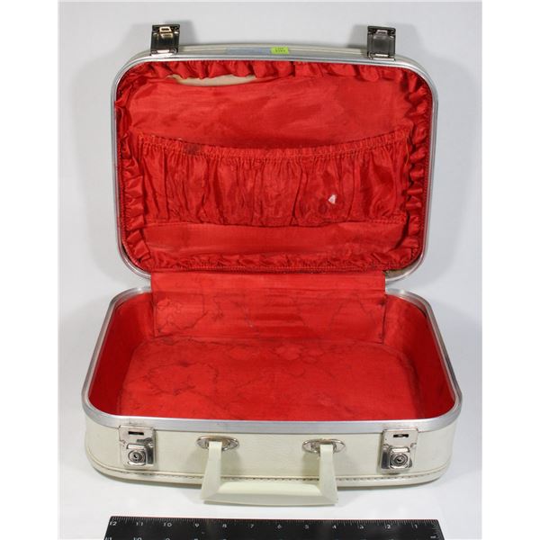 VINTAGE TRAVEL CASE