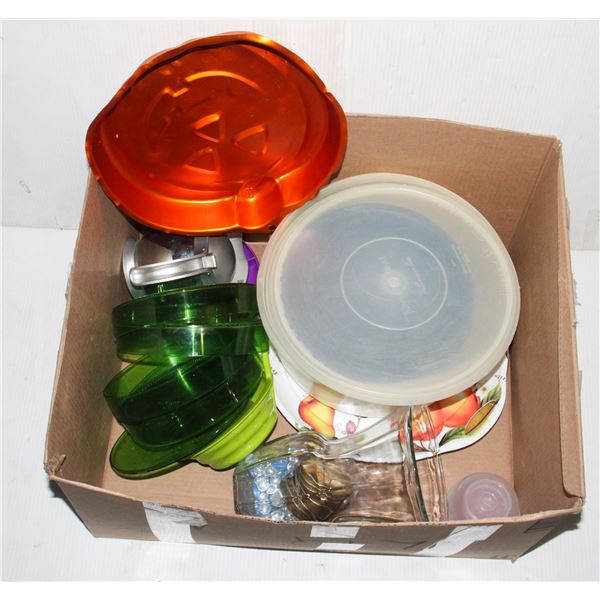 BIG LOT WITH TUPPERWARE, VASES, WILTON BAKING PAN & MORE