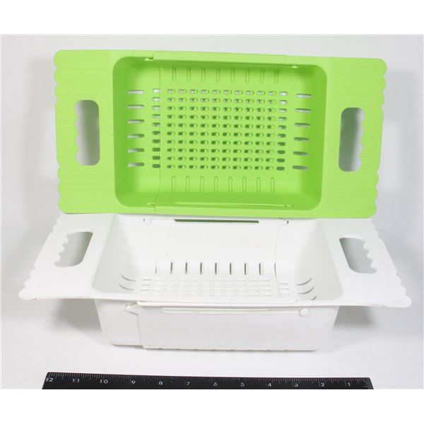 PAIR OF KITCHEN STRAINERS