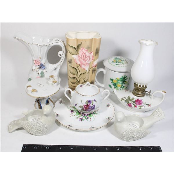 FLAT OF MIXED PORCELAIN TABLEWARE