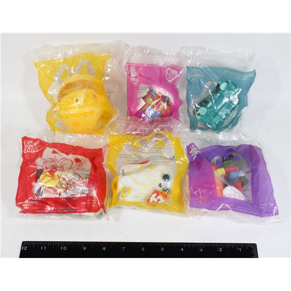 BAG OF MCDONALD'S HAPPY MEAL TOYS