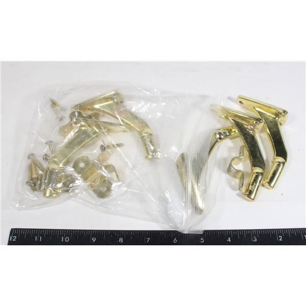 LOT OF HAND RAIL SUPPORTS