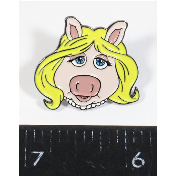 NEW THE MUPPETS THEME MISS PIGGY LAPEL PIN