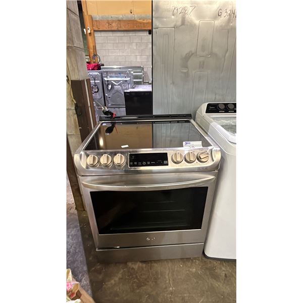 LG INDUCTION STOVE WITH CONVECTION OVEN