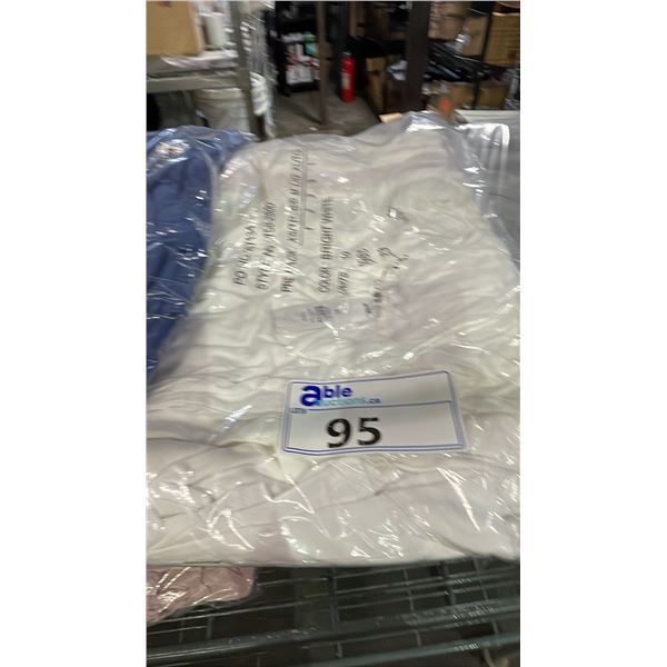 *NEW WITH TAGS* BAG OF BLUENOTES EVERYDAY WHITE T SHIRTS: SIZES XS-XL