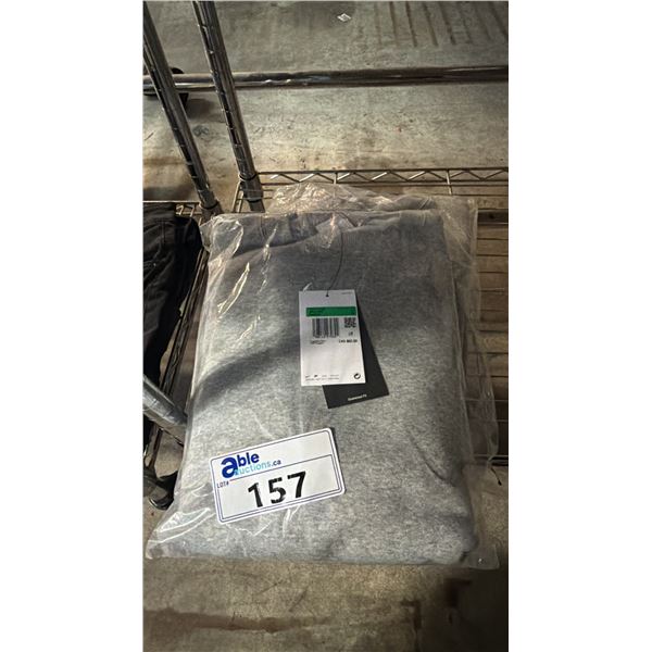 *NEW WITH TAGS* NIKE WOMEN'S GREY SWEATSHIRT: SIZE XL