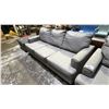 Image 3 : FABRIC SOFA