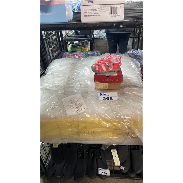 *NEW* WHITE & YELLOW SPONGE MATS & PAIR OF KEEN SIZE 7 TODDLER'S SHOES