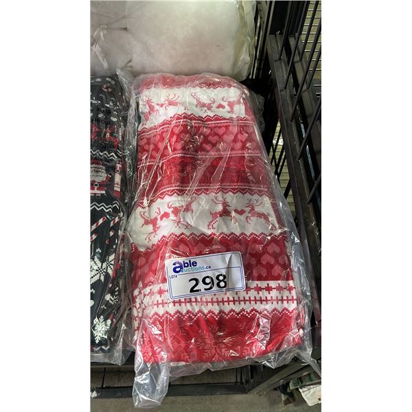 *NEW WITH TAGS* (10) PAIRS OF URBAN HERITAGE CHRISTMAS LEGGINGS: SIZES S - XL
