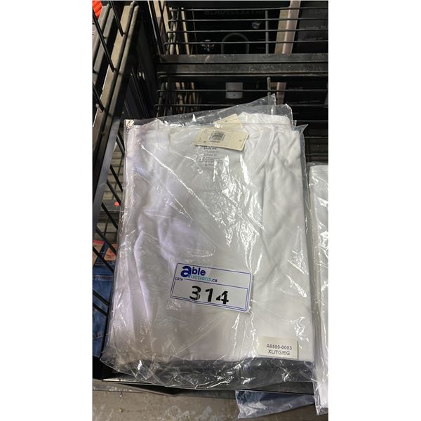 *NEW WITH TAGS* (7) ASSORTED LEVI'S STANDARD FIT T SHIRTS: SIZE XL