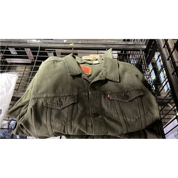 *NEW WITH TAGS* LEVI'S GREEN DENIM TRUCKER'S JACKET: SIZE L
