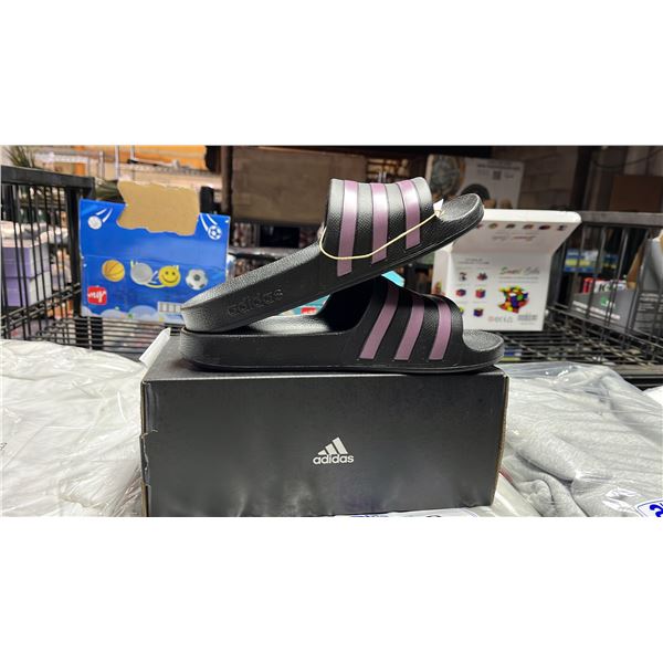 *NEW IN BOX* PAIR OF LADIES ADIDAS "ADILETTE AQUA" BLACK SANDALS: SIZE 7