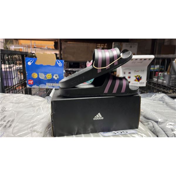 *NEW IN BOX* PAIR OF LADIES ADIDAS "ADILETTE AQUA" BLACK SANDALS: SIZE 7