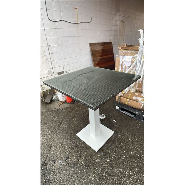 *NEW* RATANA MILAN ALUMINUM BASE WOVEN & GLASS 36" X 36" PATIO TABLE
