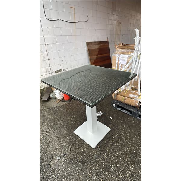 *NEW* RATANA MILAN ALUMINUM BASE WOVEN & GLASS 36" X 36" PATIO TABLE