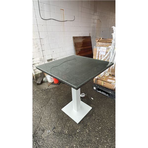 *NEW* RATANA MILAN ALUMINUM BASE WOVEN & GLASS 36" X 36" PATIO TABLE