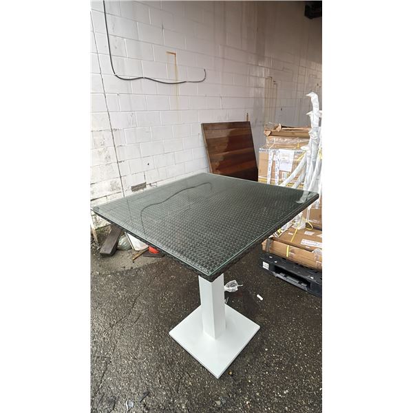 *NEW* RATANA MILAN ALUMINUM BASE WOVEN & GLASS 36" X 36" PATIO TABLE