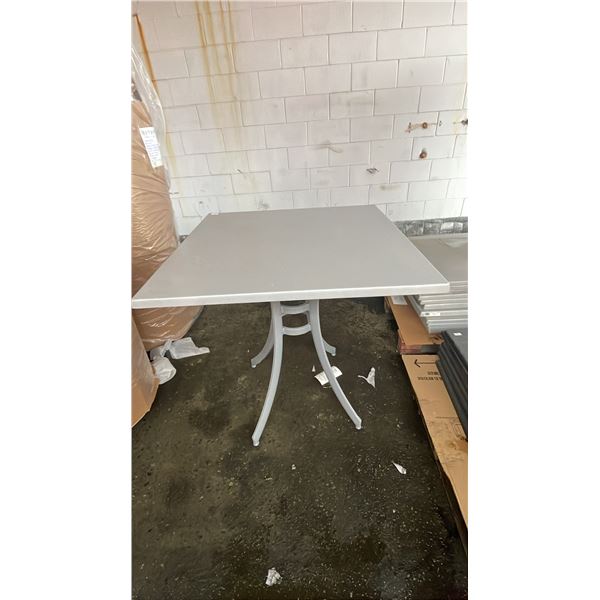 *NEW* RATANA SEATTLE BAR HEIGHT TABLE 36" X 36" WITH ALUMINUM BASE & SILVER TOP (NO HARDWARE)