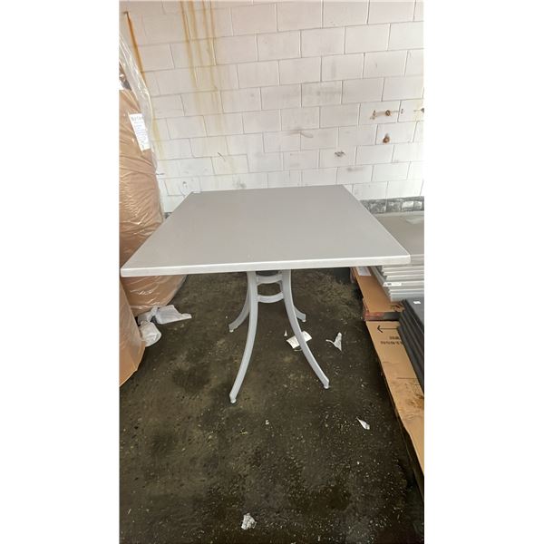 *NEW* RATANA SEATTLE BAR HEIGHT TABLE 36" X 36" WITH ALUMINUM BASE & SILVER TOP (NO HARDWARE)
