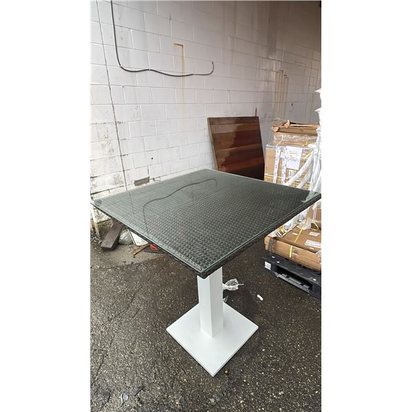 *NEW* RATANA MILAN ALUMINUM BASE WOVEN & GLASS 36" X 36" PATIO TABLE