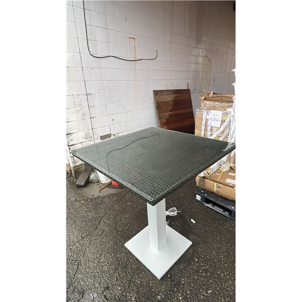 *NEW* RATANA MILAN ALUMINUM BASE WOVEN & GLASS 36" X 36" PATIO TABLE