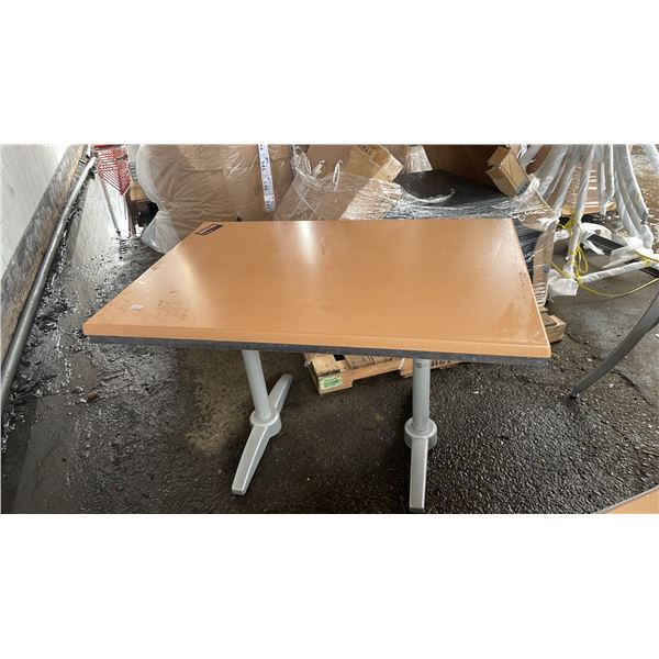*NEW* RATANA PATIO DINING TABLE WITH DOUBLE POLES & BROWN 47" X 31" TOP