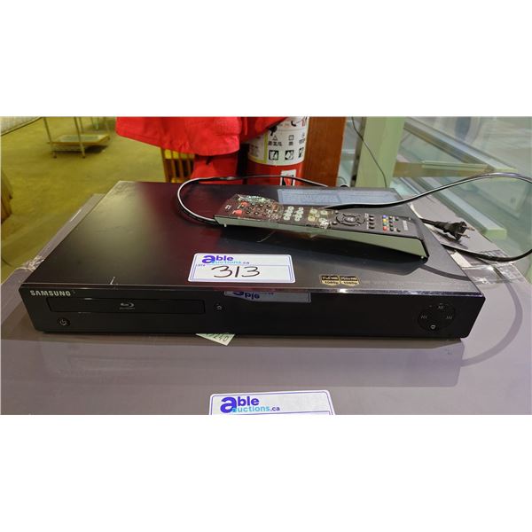SAMSUNG BD-P1500 BLU-RAY DVD PLAYER WITH REMOTE