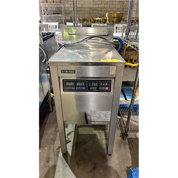 GRAND WOOSUNG COMMERCIAL STAINLESS STEEL GAS FRYER 22L MODEL GW-GF451N