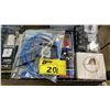 Image 2 : LOT OF ASSORTED ITEMS INCLUDING MULTIFUNCTIONAL CHARGING STAND, WIRELESS EARBUDS, USB PORTS AND MORE