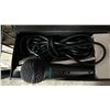 Image 2 : (3) LEADER PROFESSIONAL DYNAMIC MICROPHONES